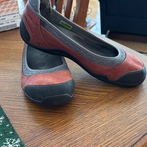 Ahnu slip on shoes 10